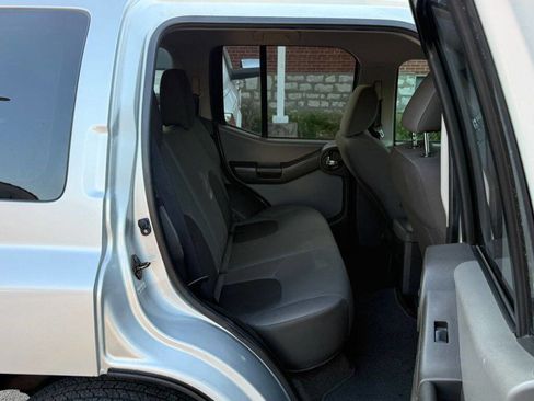 Used 2014 Nissan Xterra S image 21