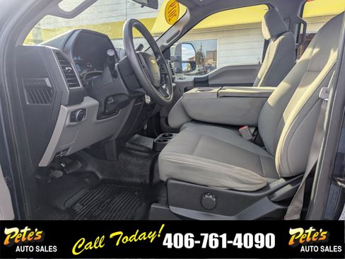 Used 2019 Ford F250 XL w/ Power Equipment Group image 13