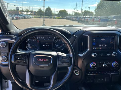 Used 2019 GMC Sierra 1500 AT4 w/ AT4 Premium Package AWD/4WD image 13