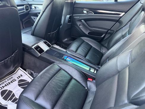 Used 2010 Porsche Panamera 4S image 11