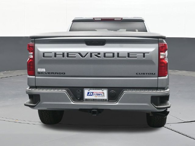 Used 2026 Chevrolet Silverado 1500 Custom w/ Turbomax Blackout Package AWD/4WD image 11