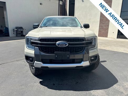 Used 2025 Ford Ranger XLT w/ Trailer Tow Package AWD/4WD image 2