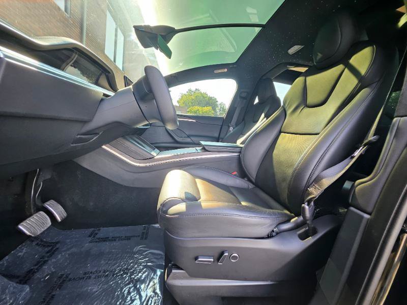 Used 2022 Tesla Model X AWD/4WD image 35