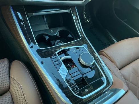 Used 2025 BMW X5 xDrive40i image 18