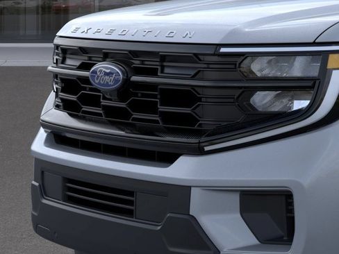 New 2026 Ford Expedition Active AWD/4WD image 17