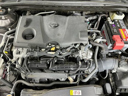 Used 2021 Toyota Camry LE FWD image 12