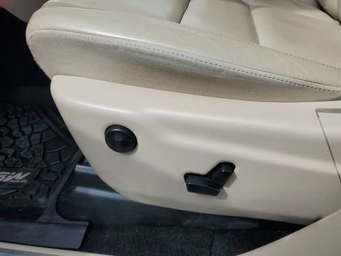 Used 2020 Jeep Grand Cherokee Limited w/ Premium Lighting Group image 8