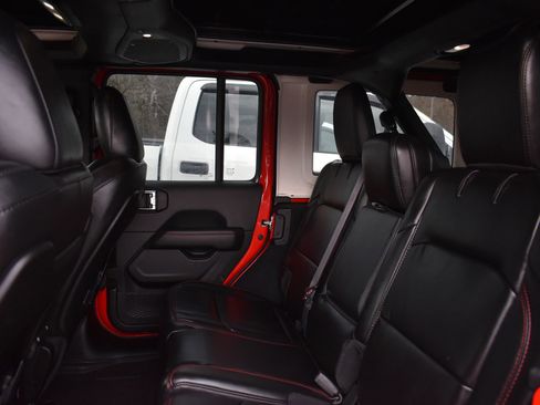 Used 2025 Jeep Wrangler Unlimited Rubicon image 13