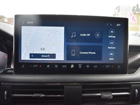 Used 2024 Lincoln Corsair Reserve w/ Equipment Group 201A image 18