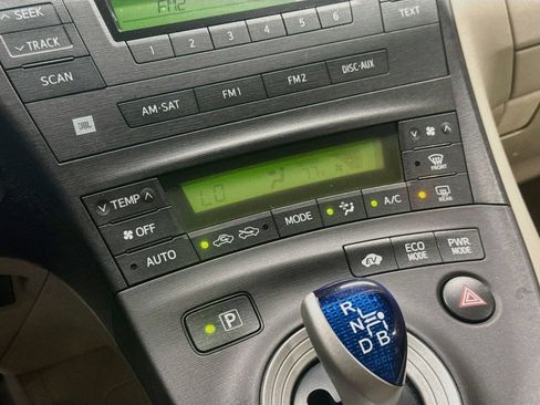Used 2011 Toyota Prius Three FWD image 16
