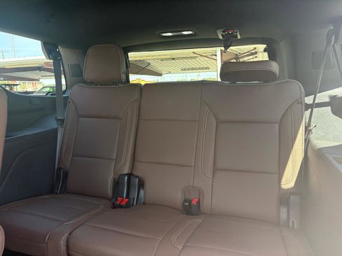 Used 2024 Chevrolet Tahoe High Country w/ Premium Package AWD/4WD image 26
