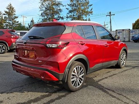 Used 2024 Nissan Kicks SV image 36