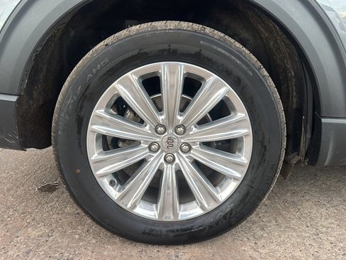 Used 2022 Ford Explorer King Ranch w/ Premium Technology Package image 54