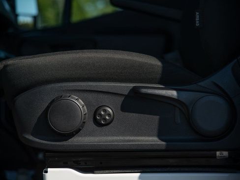 Used 2024 Mercedes-Benz Sprinter 144 Cargo image 24