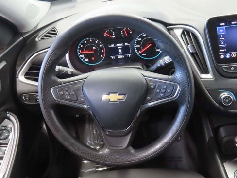 Used 2024 Chevrolet Malibu LS FWD image 9