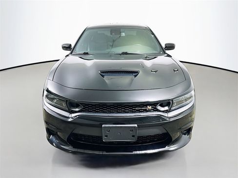 Used 2023 Dodge Charger Scat Pack w/ Technology Group image 2