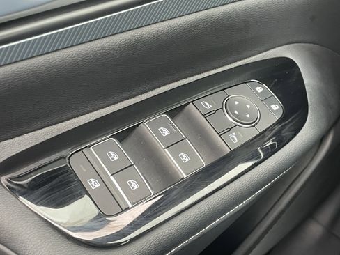 Used 2025 Nissan Murano SL w/ Cargo Package image 15