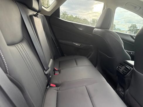 Used 2024 Lexus NX 250 FWD image 14