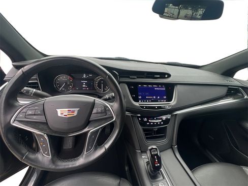 Used 2021 Cadillac XT5 Premium Luxury image 21