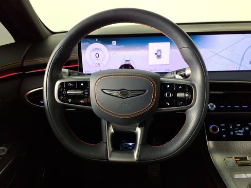 Certified 2026 Genesis GV70 2.5T Sport Prestige AWD/4WD image 17