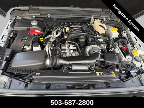 Certified 2022 Jeep Wrangler Willys AWD/4WD image 9