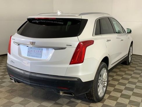 Used 2017 Cadillac XT5 Premium Luxury AWD/4WD image 6