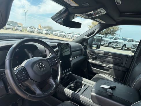 Used 2024 RAM 3500 Limited image 13