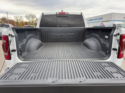 Used 2022 RAM 1500 Big Horn image 8