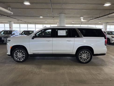 Used 2024 Cadillac Escalade ESV Premium Luxury w/ Performance Package AWD/4WD image 5