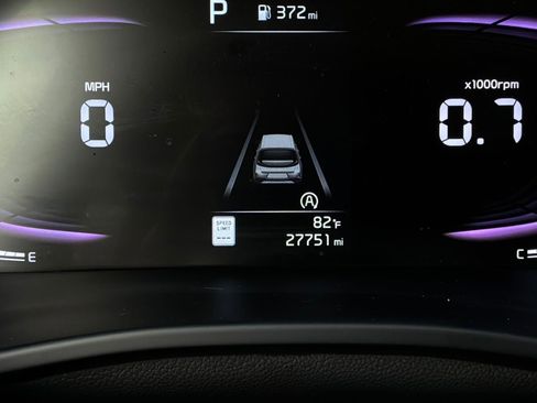 Used 2025 Kia Soul LX w/ LX Technology Package FWD image 36