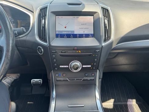 Used 2019 Ford Edge ST w/ Equipment Group 401A AWD/4WD image 29