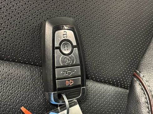 Used 2024 Ford F250 Lariat w/ Sport Appearance Package image 21