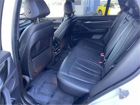 Used 2018 BMW X5 xDrive40e AWD/4WD image 15