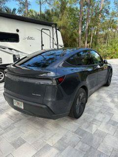 Used 2026 Tesla Model Y AWD image 3