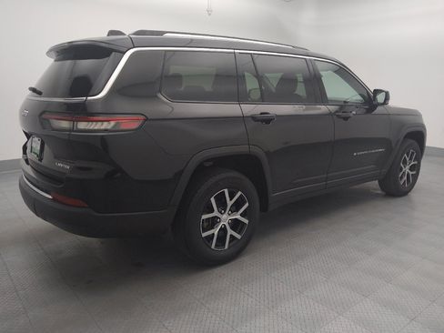 Used 2023 Jeep Grand Cherokee L Limited AWD/4WD image 10