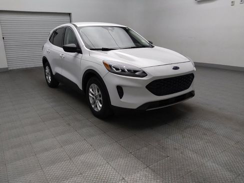 Used 2022 Ford Escape SE w/ Convenience Package FWD image 13