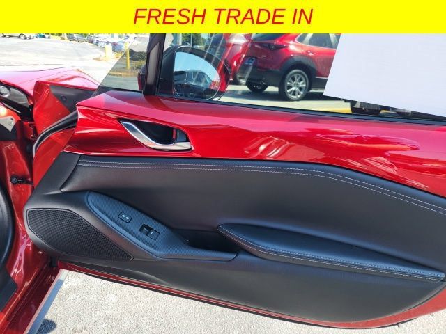 Used 2021 MAZDA MX-5 Miata Grand Touring RWD image 21