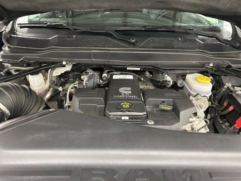 Used 2024 RAM 2500 Laramie image 28