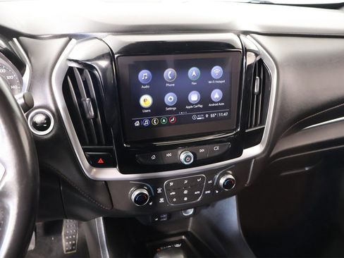 Used 2022 Chevrolet Traverse RS w/ LPO, Floor Liner Package image 5
