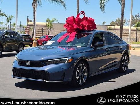 Used 2025 Honda Civic Sport image 1