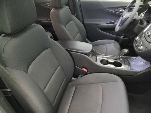 Used 2017 Chevrolet Malibu LS image 21