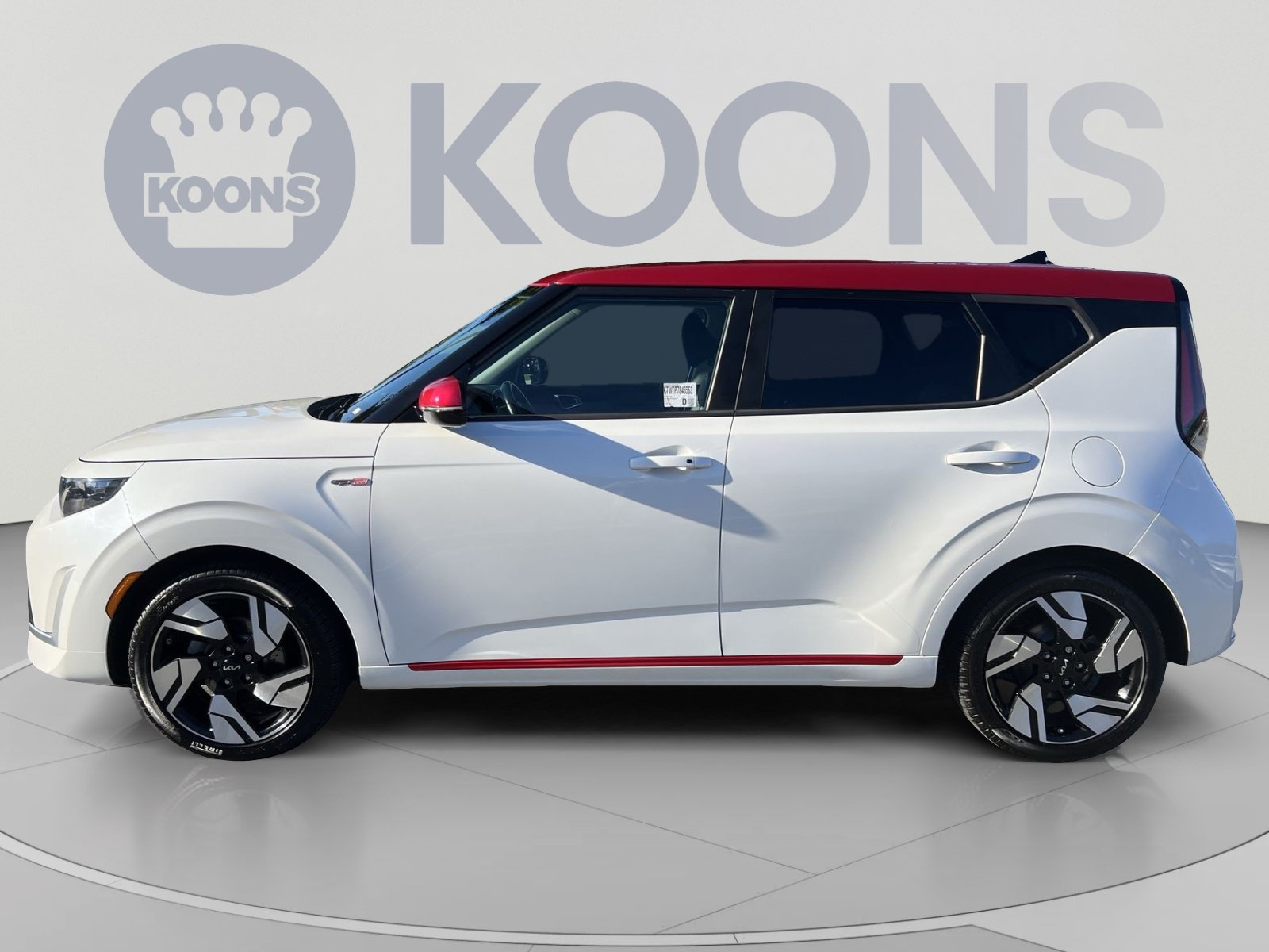 Used 2023 Kia Soul GT-Line FWD image 2