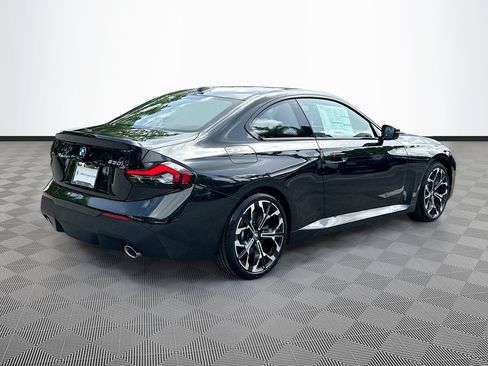 New 2025 BMW 230i Coupe w/ Convenience Package RWD image 7