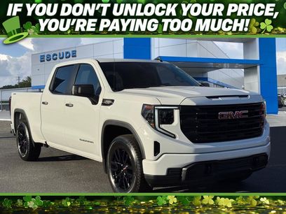 Used 2025 GMC Sierra 1500 Pro w/ Graphite Edition