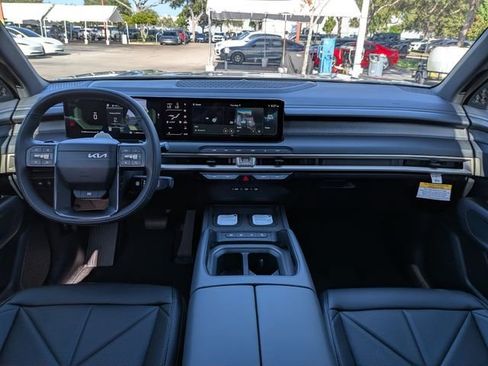 New 2027 Kia Telluride EX w/ Towing Package FWD image 18