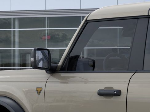New 2025 Ford Bronco Badlands image 22