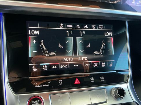 Used 2021 Audi RS 7 Sportback AWD/4WD image 22