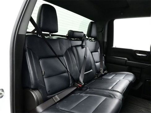 Used 2023 Chevrolet Silverado 2500 Custom w/ Custom Value Package image 16