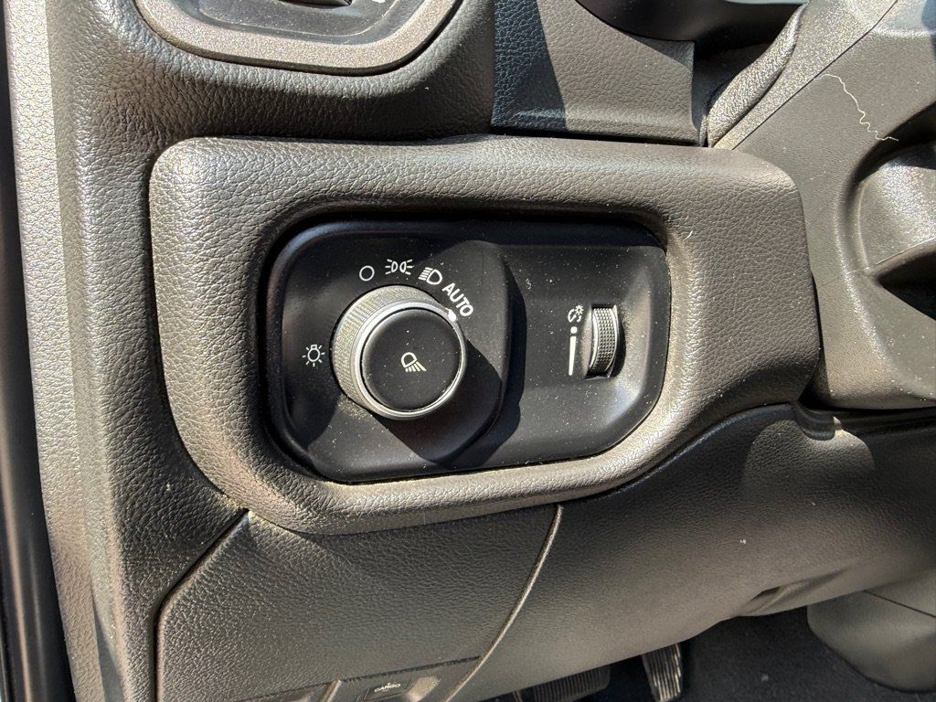 Used 2022 RAM 3500 Tradesman AWD/4WD image 22