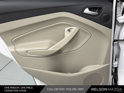 Used 2019 Ford Escape Titanium FWD image 34